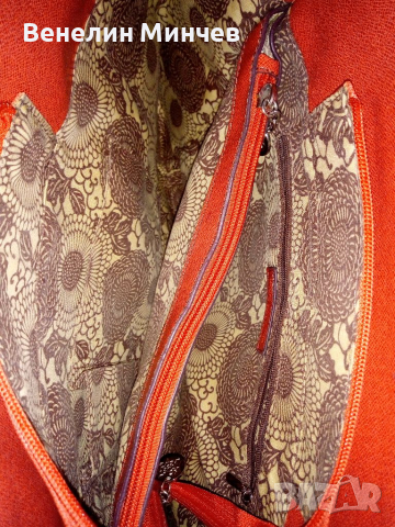 Дамска чанта, снимка 4 - Чанти - 36296812