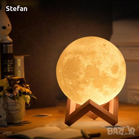 Лампа 3D Moon Light, снимка 1 - Настолни лампи - 39581741