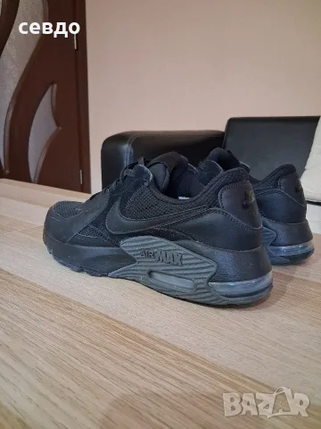 маратонки air max 