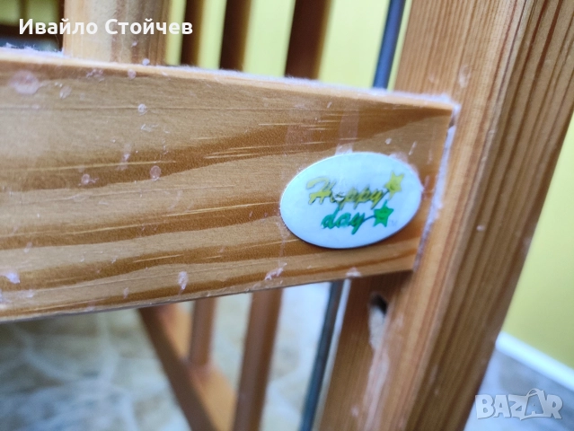 Бебешко дървено легло с колелца, снимка 6 - Спални и легла - 52874709