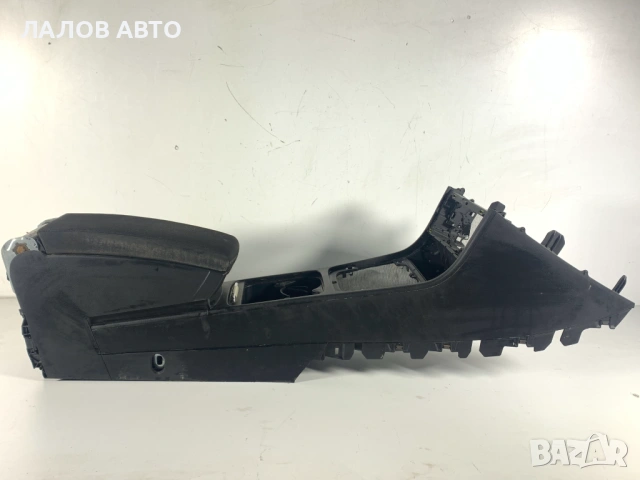 Подлакътник Фолксваген Пасат 6 Podlakutnik VW Passat B6 