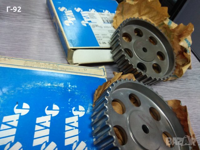 2.08.29=GM*90136115**NEU**Opel**SWAG**АНГРЕНАЖНО КОЛЕЛО **16 D/16 DA**17 D/17 DR *