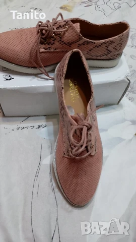 Нови дамски обувки , снимка 2 - Дамски ежедневни обувки - 51022244