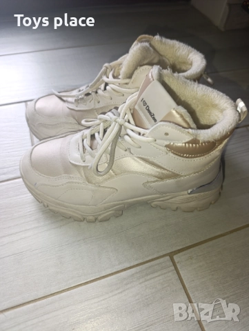 35н DeeZee Страхотни боти, сникърси, зимни кецове , снимка 8 - Детски боти и ботуши - 52349834