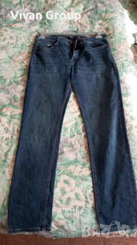 Мъжки дънки Bershka 34/34, снимка 9 - Дънки - 47887532