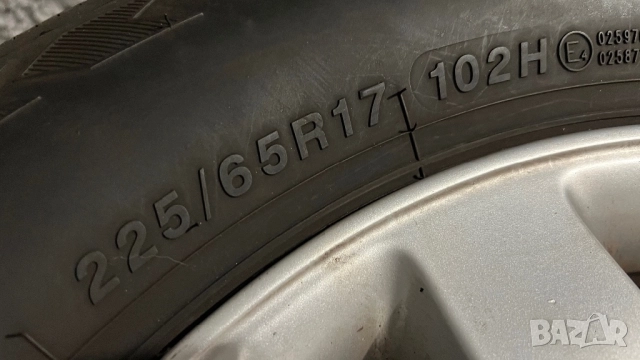 Джанти 17 HONDA CRV + гуми 225/65R17 DOT-2224, снимка 4 - Гуми и джанти - 52617898
