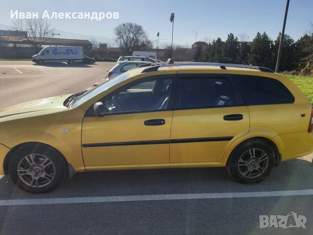 много запазена , снимка 5 - Автомобили и джипове - 53376425