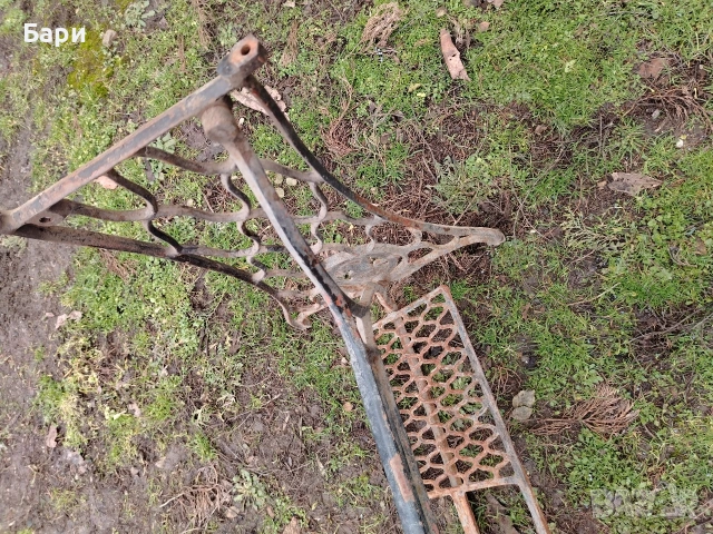 Крака на стара шевна машина Сингер/Singer, снимка 10 - Антикварни и старинни предмети - 51705920