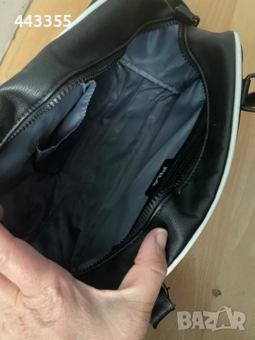 Дамска чанта FILA, снимка 3 - Чанти - 51865119