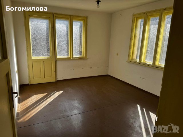 Къща на три етажа,с десет стаи в курорта Шипково,до Троян, снимка 5 - Къщи - 44400302