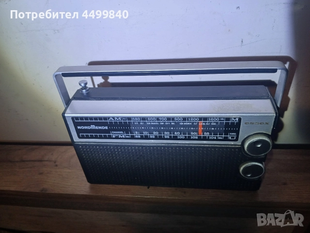 ПРОДАВАМ МНОГО ЗАПАЗЕН ТРАНЗИСТОР ( NORDMENNDE ESSEX TYP-191H 1975г ) , снимка 2 - Радиокасетофони, транзистори - 52829505