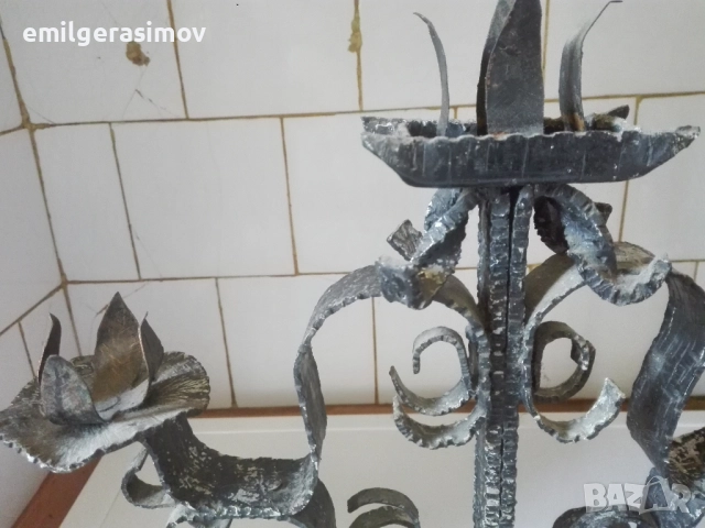 Свещник ковано желязо - четири броя., снимка 8 - Антикварни и старинни предмети - 31360489