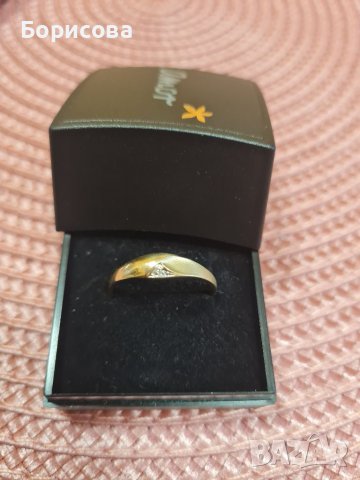 Нежен златен пръстен , снимка 1 - Пръстени - 38996639