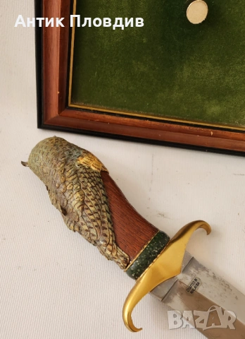 Декоративен Bowie нож с дръжка бухал в рамка, снимка 5 - Антикварни и старинни предмети - 53723029