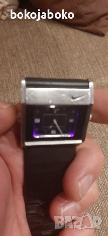 часовник Nike Women's Pink Oregon Series Square G Watch WA0051, снимка 5 - Дамски - 38832530