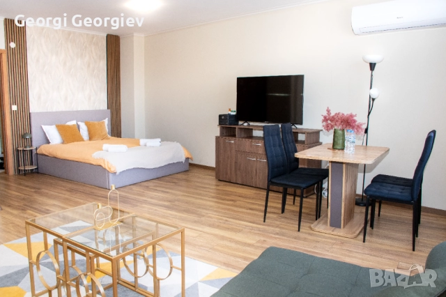 Студио ”Лора” - на 50 метра от лифта на Банско, снимка 2 - Квартири, нощувки - 52389841