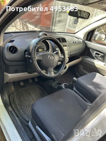 Дайхатсу Sirion 1.3 4х4, снимка 5 - Автомобили и джипове - 56376160
