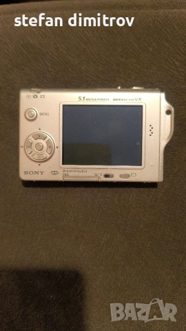 Sony DSc-T7, снимка 4 - Фотоапарати - 53776045