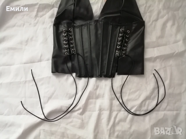 Нов дамски кожен топ/бюстие/корсет р-р XS и S, снимка 7 - Корсети, бюстиета, топове - 51076369