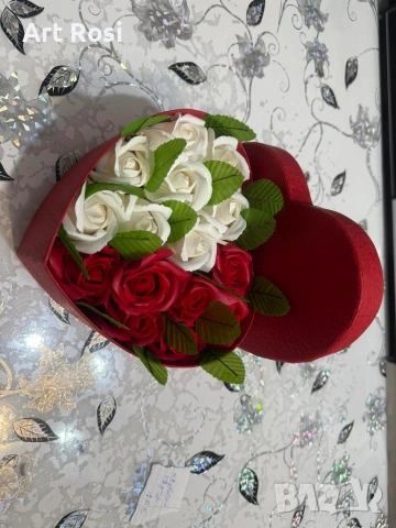 Подаръчни кутии с рози. , снимка 3 - Подаръци за жени - 53671505