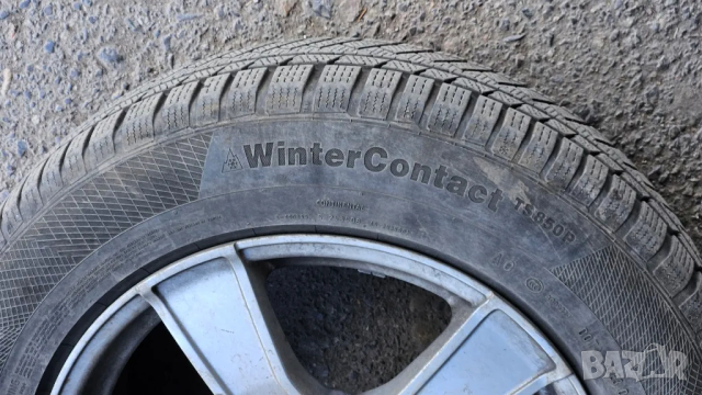 4 броя 215 65 17 зимни гуми Continental WinterContact и Vredestein Wintrac pro, снимка 5 - Гуми и джанти - 49393418