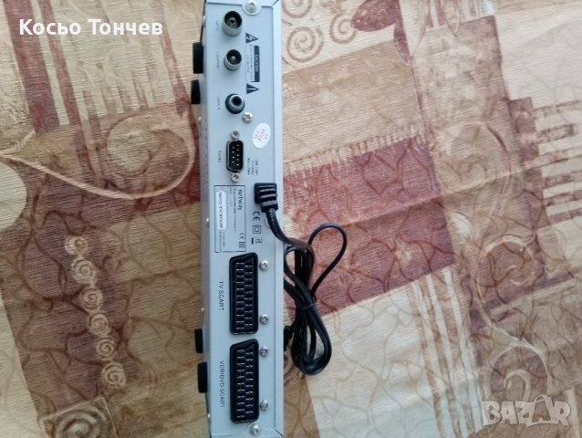  Digital Terrestrial TV Receiver , снимка 4 - Приемници и антени - 41460027