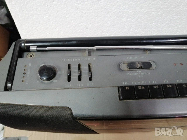 Радиокасетофон GRUNDIG RR 400, снимка 5 - Радиокасетофони, транзистори - 53776391