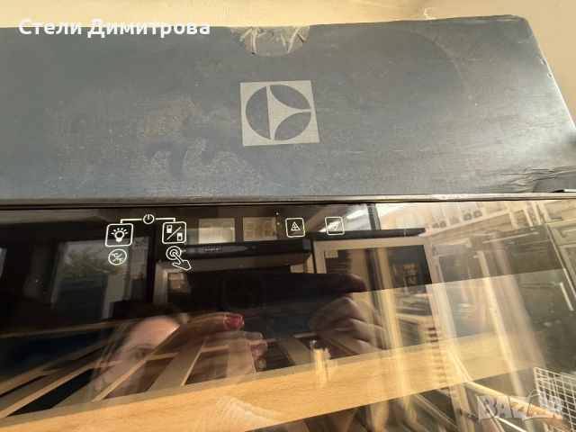 Хладилна витрина за вино /нова,две зони,60/80/60/, снимка 3 - Витрини - 52300726