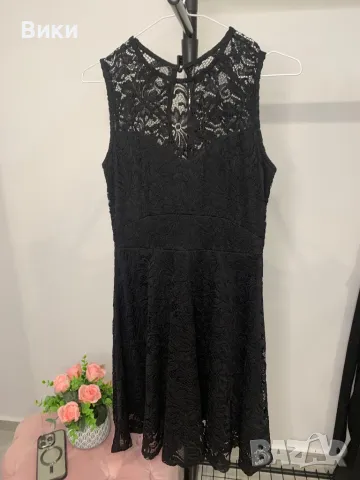 Рокля в размер 38-М