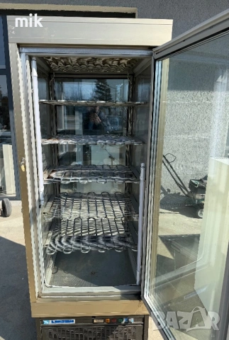 Минусова хладилна витрина с 2 стъклени страни, снимка 2 - Витрини - 53744528