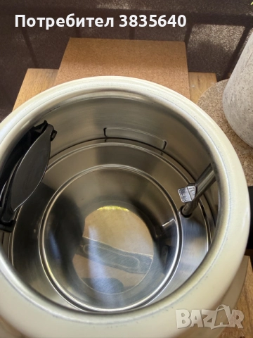 Електрическа кана KitchenAid в елегантен ретро дизайн и кремав , снимка 3 - Кани - 55908033