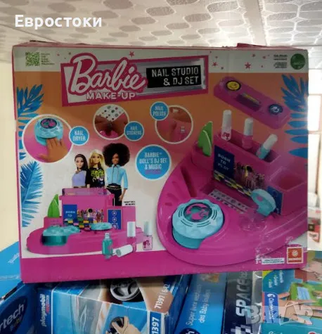 Игрален комплект Mondo Barbie Make Up Nail Studio & DJ, детско студио за маникюр, снимка 6 - Образователни игри - 47296925