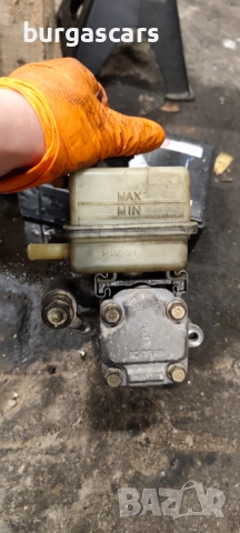 Хидравлична помпа Mazda 6 2.0D -121к.с., снимка 2 - Части - 53177259