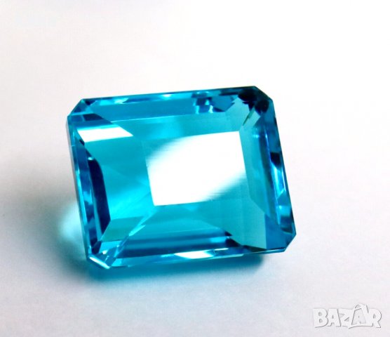 Син сапфир цвят " London blue " 4.38 ct. 10х8 мм., снимка 1 - Други - 32021899