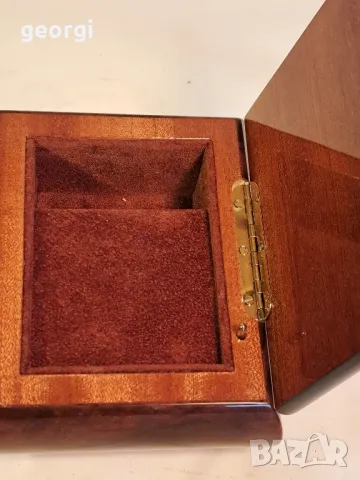 италианска музикална кутия за бижута  Ercolano , снимка 14 - Колекции - 49620555