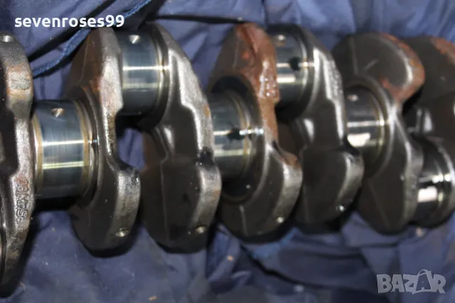 Колянов вал Форд Фокус 1 2001 1.8d 100hp Ford Focus 1 , снимка 3 - Части - 49330837