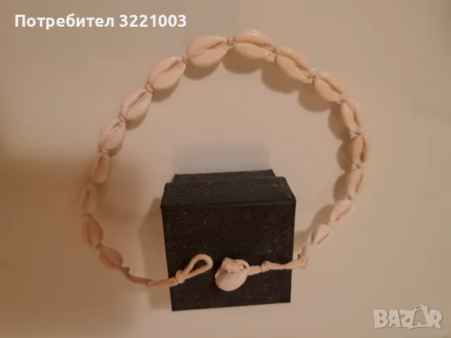 Дамско колие с мидички, снимка 3 - Колиета, медальони, синджири - 48228895