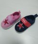 Нови бебешки обувки 