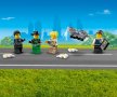 LEGO® City Police 60315 - Полицейски мобилен команден център в камион, снимка 5