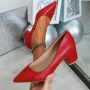 Червени обувки на нисък ток за по-тесен крак, снимка 1