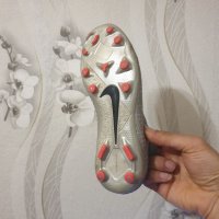 професионални бутонки  Nike Phantom ACC  VSN 2 Elite DF FG/MG  номер 36 ,5, снимка 9 - Футбол - 39700602