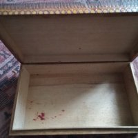 Кутия стара дървена художествено пирографирана 43739, снимка 12 - Антикварни и старинни предмети - 44334844
