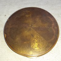 Стара бронзова пудриера, снимка 1 - Антикварни и старинни предмети - 39943448
