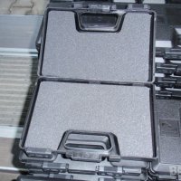Пластмасова кутия със заключващ механизъм, снимка 1 - Други инструменти - 38767151