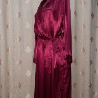 Hunkemoller L/XXL Сатенен дълъг халат  цвят бордо, снимка 6 - Нощници - 39297545