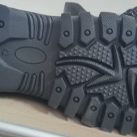 Нови, черни с вата, 41, 42, снимка 3 - Ежедневни обувки - 39810129