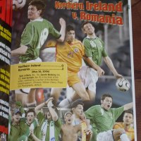 Северна Ирландия - Исландия оригинална футболна програма квалификация за Европейско първенство 2006, снимка 11 - Фен артикули - 36353592
