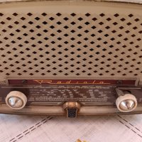 Radiola RA-177A Радио, снимка 2 - Радиокасетофони, транзистори - 42068807