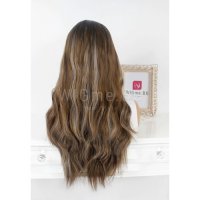 Дълга чуплива кестенява перука на светли кичури Катрин, снимка 5 - Аксесоари за коса - 33967457