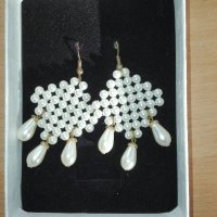 Дамски перлени обеци, снимка 5 - Обеци - 34269071